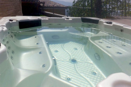 Гидромассажный бассейн Sunrans SR832